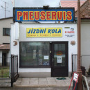 Pneuservis a pneubazar Třebeš